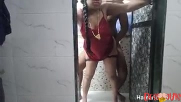 Indian Desi Xxx videos. Desi Bhabhi Fucked By Her Neighbour Boyfriend When Her Husband At Work. Indian Wife Cheating Sex Video.