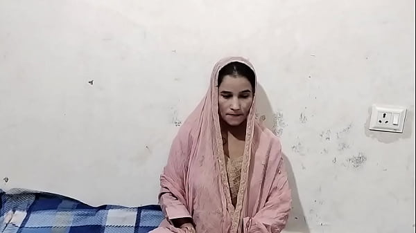 Desi Indian Muslim Girlfriend Fuck Hard In Bathroom