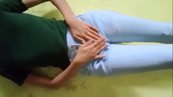 marwadi girl ne jeans utaar kar dikhaya choot