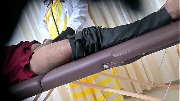 Doctor got SURPRISED seeing small dick